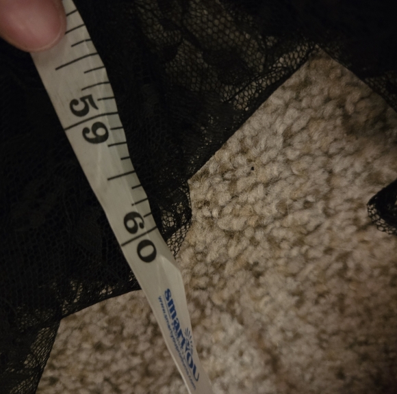 Torrid Halloween Costume Velvet Fluted Maven Dress Vamp Goth Lace Black Size 2X - Picture 9 of 13